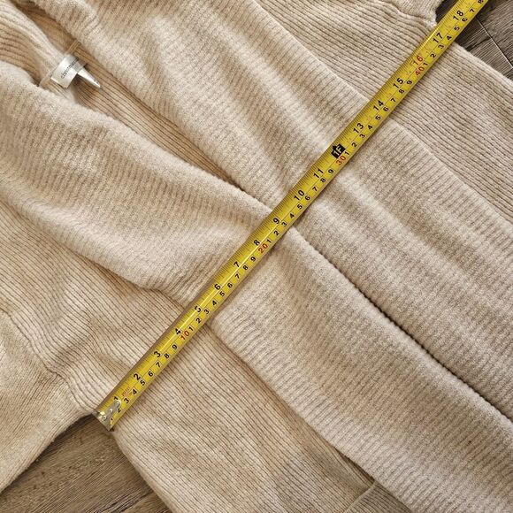 CHRISTOPHER & BANKS Cardigan Size L Soft Ribbed Open Front Pockets Oatmeal Tan - Picture 3 of 8